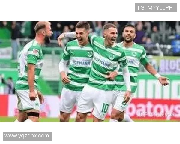 特拉布与雅典A的精彩对决分析与战术探讨