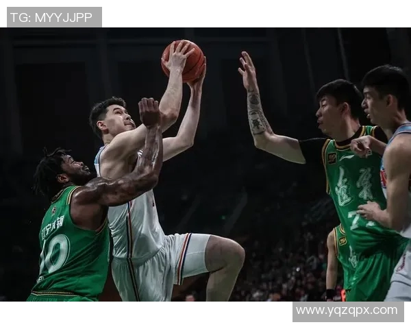 CBA新疆对阵辽宁比赛比分结果分析及精彩瞬间回顾